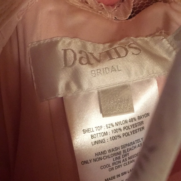 David’s Bridal bridesmaid dress - Picture 2 of 4